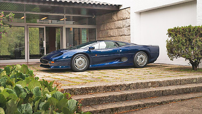 Jaguar XJ220, um Ícone dos anos 90, Entra para a Coleção do Museu do Caramulo