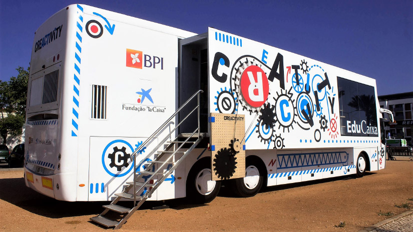 Autocarro da Criatividade Retorna a Portimão com Atividades para Jovens